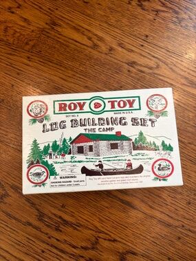 Roy Toy The Camp Log Building Set No. 9 Complete 37 Pieces Maine Made USA Pine C
